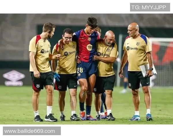 老足球明星重返球场精彩瞬间视频回顾与分析