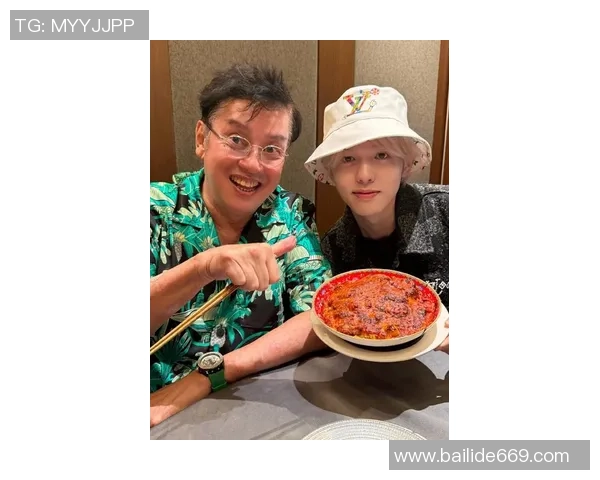 谭咏麟与足球明星共进晚餐畅谈人生与梦想的精彩瞬间